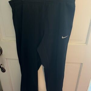 Nike Men's Navy Jogging pants/sweatpants  with White Logo